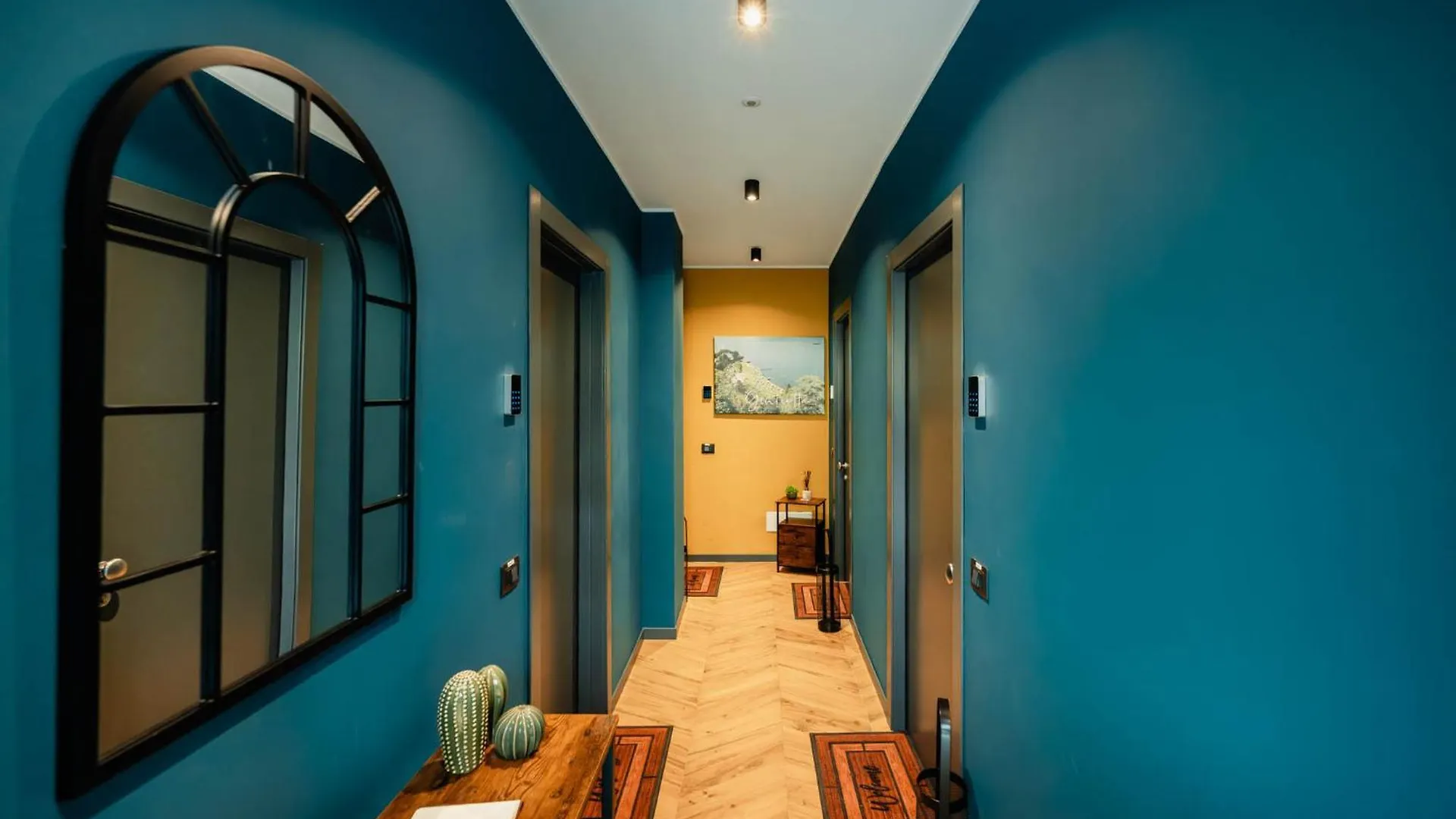 Marylin'S Suite&Spa Con Parcheggio Privato Como 0*,